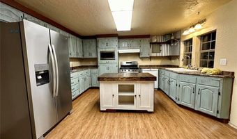 20973 US Highway 62 Hwy, Altus, OK 73521