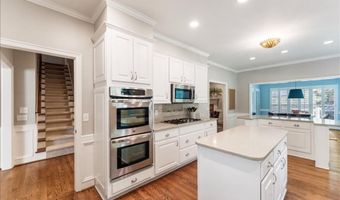 385 Carybell Ln, Alpharetta, GA 30004