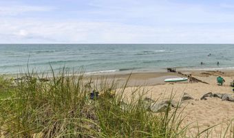 17646 S Ridgewood Dr, Arcadia, MI 49613