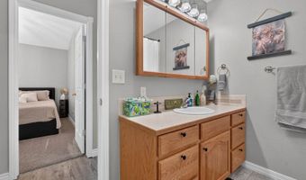 2908 Sunbeam Rd Unit R, American Falls, ID 83211