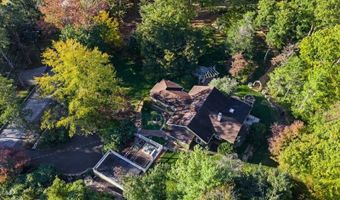 107 Overlook Rd, Andover, NJ 07860