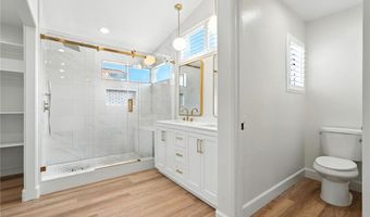 251 Royal Glen Dr, Fallbrook, CA 92028