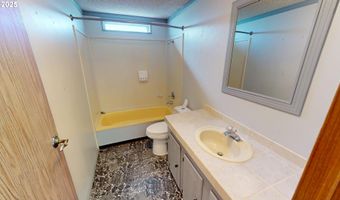 15819 HIGHWAY 101, Brookings, OR 97415