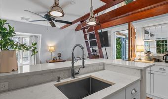 99 Coggeshall Ave 2, Newport, RI 02840