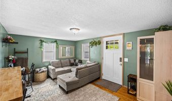 323 E Park St, Albion, NY 14411