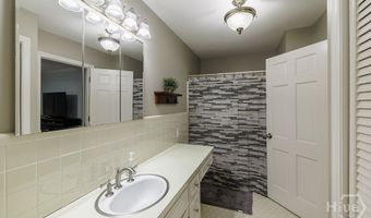 530 Westview Dr, Athens, GA 30606