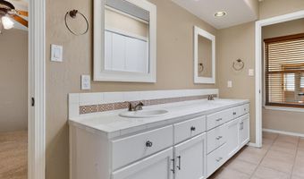 8250 RAINTREE Dr NE, Albuquerque, NM 87122