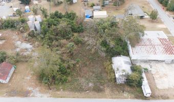 213 SE Park, Baxley, GA 31513