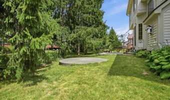 5900 Villa France Ave, Ann Arbor, MI 48103