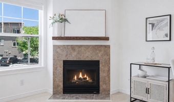 801 Chinle Ave E, Boulder, CO 80304