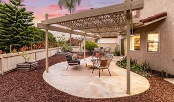 7033 Ivy St, Carlsbad, CA 92011