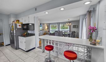 42 Sugarloaf Ln, Bangor, ME 04401
