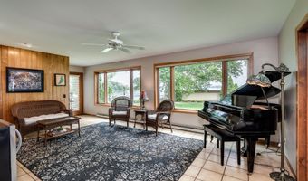 3154 Waucheeta Trl, Madison, WI 53711