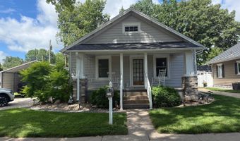 917 9th St, Aurora, NE 68818