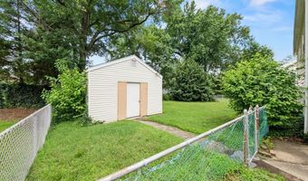29 E MAPLE Ave, Bellmawr, NJ 08031