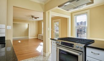 2913 24TH St N, Arlington, VA 22207