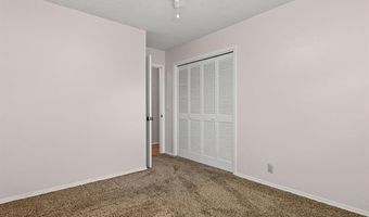 1521 Lariat Dr, Bartlesville, OK 74006