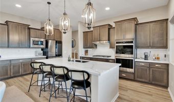 17066 Takipi Rd, Apple Valley, CA 92307