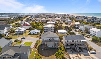 106 Willis Ave A, Atlantic Beach, NC 28512