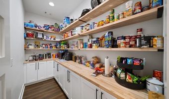 1380 Cronic Town Rd, Auburn, GA 30011