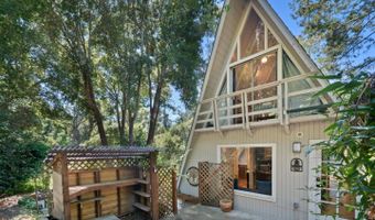 636 Cathedral Dr, Aptos, CA 95003