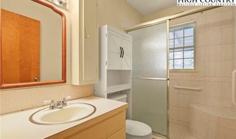 455 Boulder Gardens Rd, Banner Elk, NC 28604