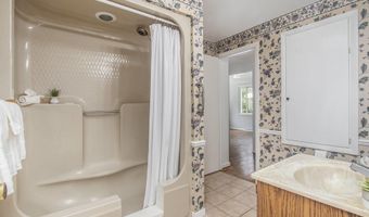 665 Ely St, Allegan, MI 49010