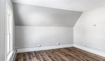 106 Parker St, Bangor, ME 04401