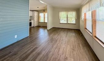 416 Raisin River Dr, Adrian, MI 49221