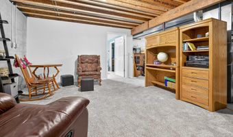 1936 N REXFORD St, Appleton, WI 54914