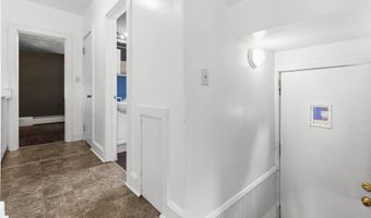 1513 W WASHINGTON St, Appleton, WI 54914