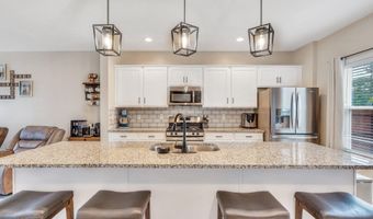 33 Chinquapin St, Beaufort, SC 29906