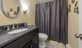 745 Rustic Ln, Cheshire, CT 06410