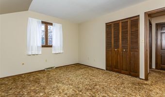 928 Northdale Dr, Alton, IL 62002