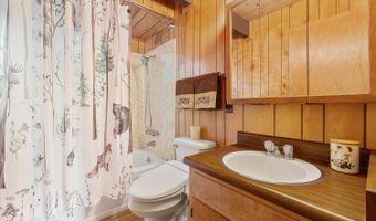 2253 Meadow Dr, Arnold, CA 95223