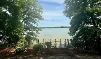 1907 S Shore Dr, Albert Lea, MN 56007