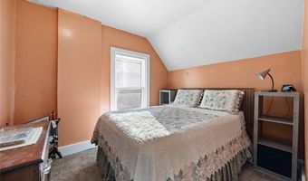 207 N Davis St, Anamosa, IA 52205