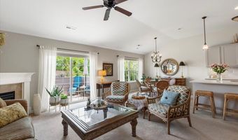 37 Governor Cir, Albany, NY 12208