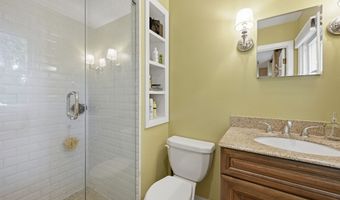 3 S Meadow Dr, Danbury, CT 06811