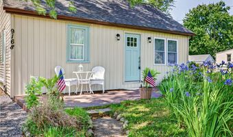 9168 Applewood St, Angola, NY 14006