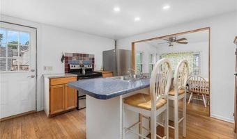 73 Beech Ave, Cranston, RI 02910
