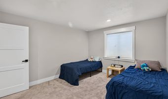980 Alpine Dr, Chubbuck, ID 83202