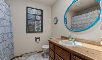 2623 W SUNNYVIEW Cir, Appleton, WI 54914