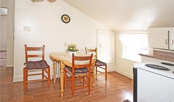 563 Aquidneck Ave, Middletown, RI 02842