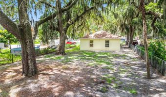 712 VIRGINIA Ave, Auburndale, FL 33823