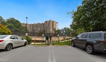 5904 MOUNT EAGLE Dr 108B, Alexandria, VA 22303