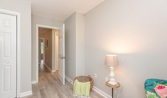 4 FRANKLIN Sq, Berlin, MD 21811