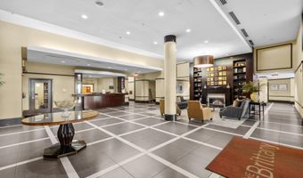 4500 S FOUR MILE RUN Dr 222, Arlington, VA 22204