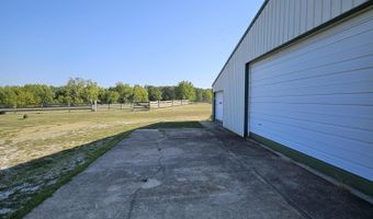 16427 Farm Road 2007, Aurora, MO 65605