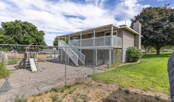 1104 Leslie Ln, Benton City, WA 99320